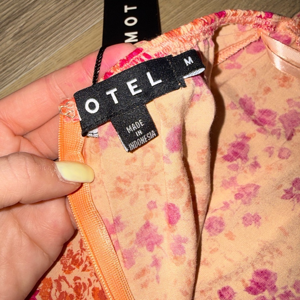 Motel Rocks Pink Floral Backless Dress - Picture 8 of 8
